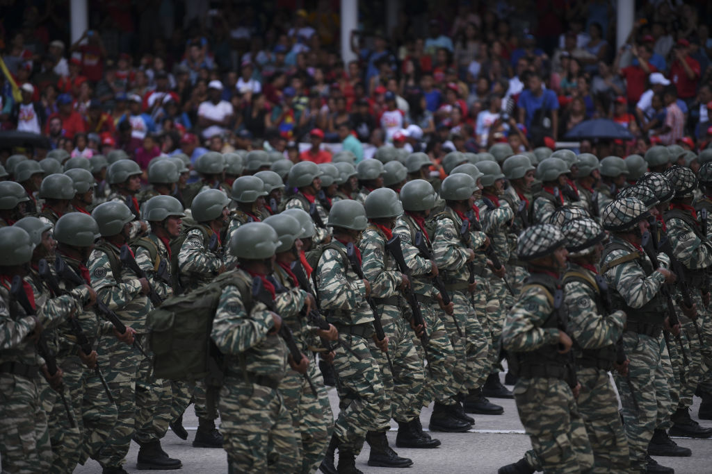 Paradă militară impresionantă organizată de Maduro în Venezuela - Imaginea 4