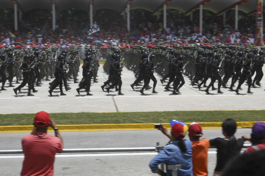 Paradă militară impresionantă organizată de Maduro în Venezuela - Imaginea 1