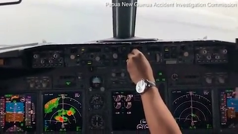 Imagini terifiante din cabina unui Boeing 737 prăbușit în Pacific. Ce a strigat co-pilotul