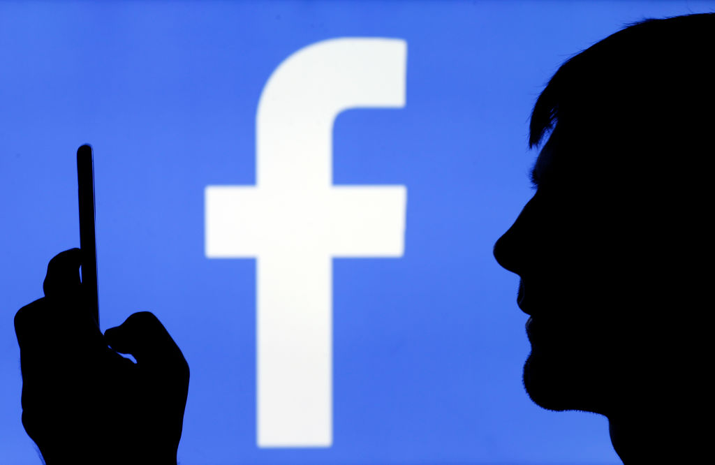 Ce a însemnat căderea rețelelor Facebook pentru principalii rivali