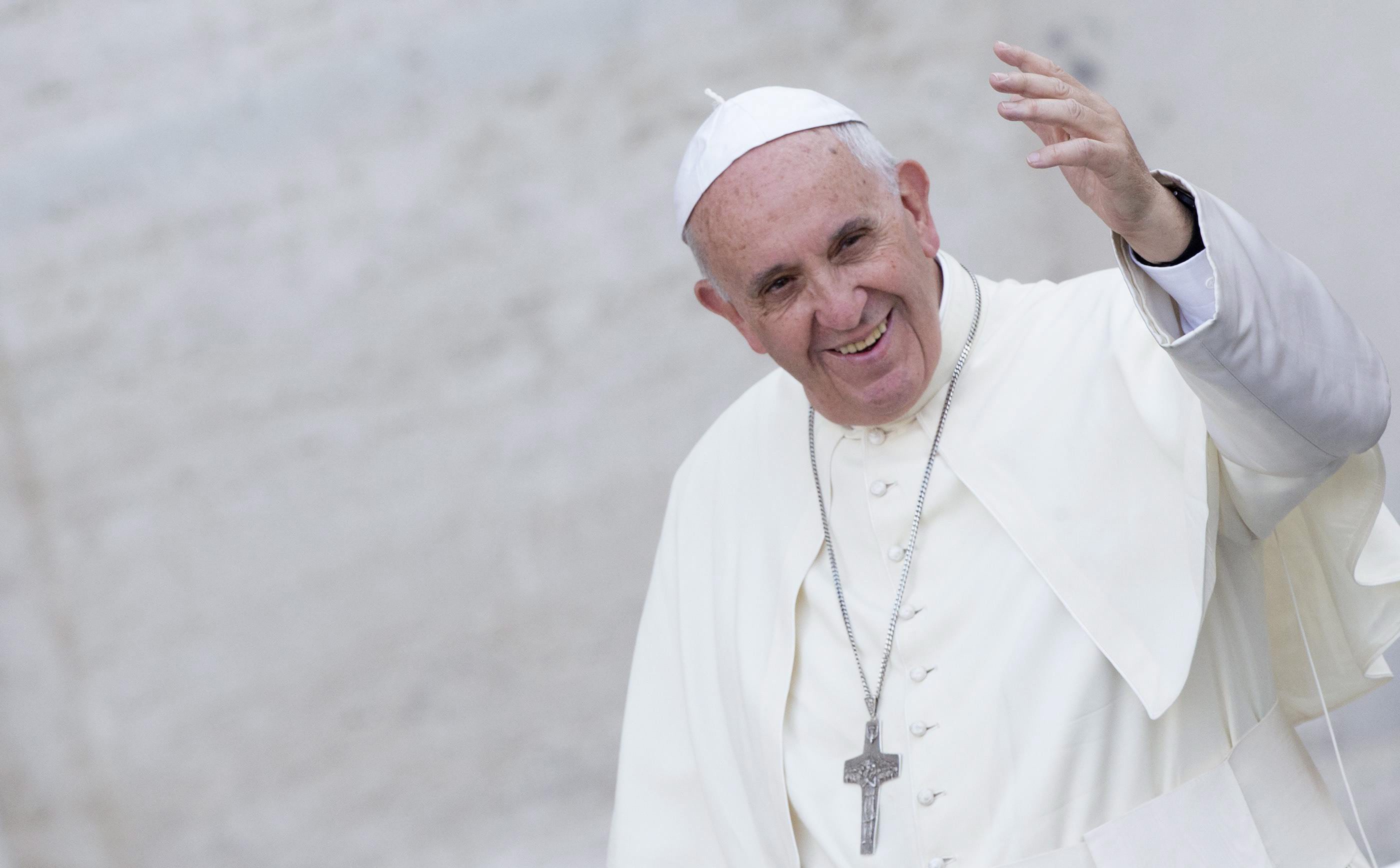 Papa Francisc a cerut sa poata mesteca frunze de coca in vizita pe care o va face in Bolivia