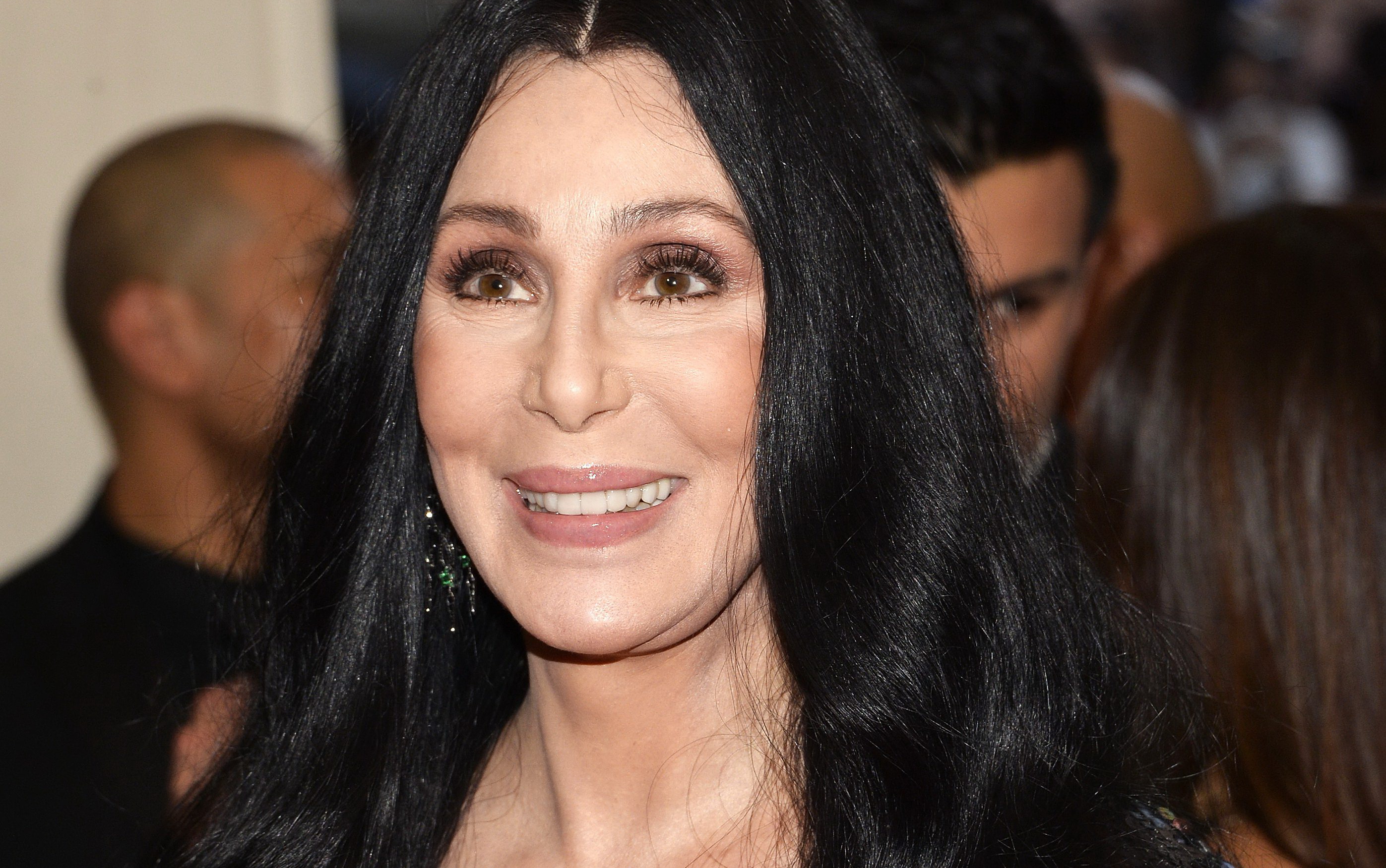 Le Figaro: Cantareata Cher, grav bolnava, ar mai avea de trait doar cateva luni