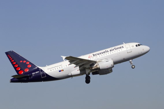 Un presupus pasager clandestin, gasit mort in trenul de aterizare al unui avion Brussels Airlines