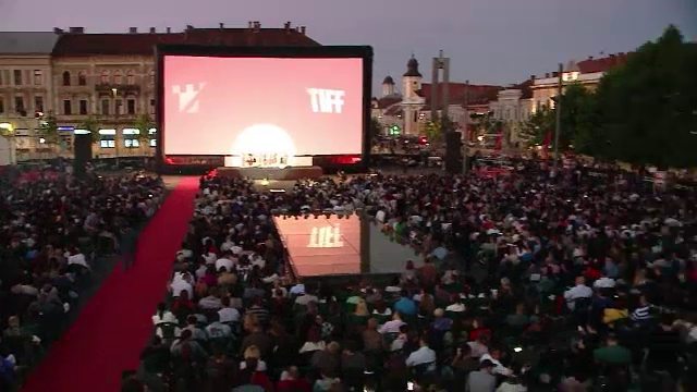 TIFF 2017. 3000 de oameni au participat la deschidere. Mesajul unui turist american, care vine de 5 ani la festival