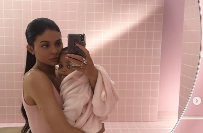 Fetița lui Kylie Jenner a fost internată de urgență în spital. Mesajul vedetei