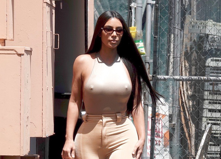 Kim Kardashian a întors toate privirile. Ținuta purtată la un prânz cu sora ei Khloe