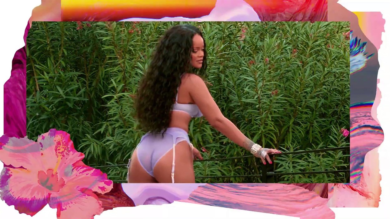 GALERIE FOTO. Rihanna și-a lansat propria linie de lenjerie intimă - Imaginea 1