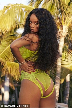 GALERIE FOTO. Rihanna și-a lansat propria linie de lenjerie intimă - Imaginea 6