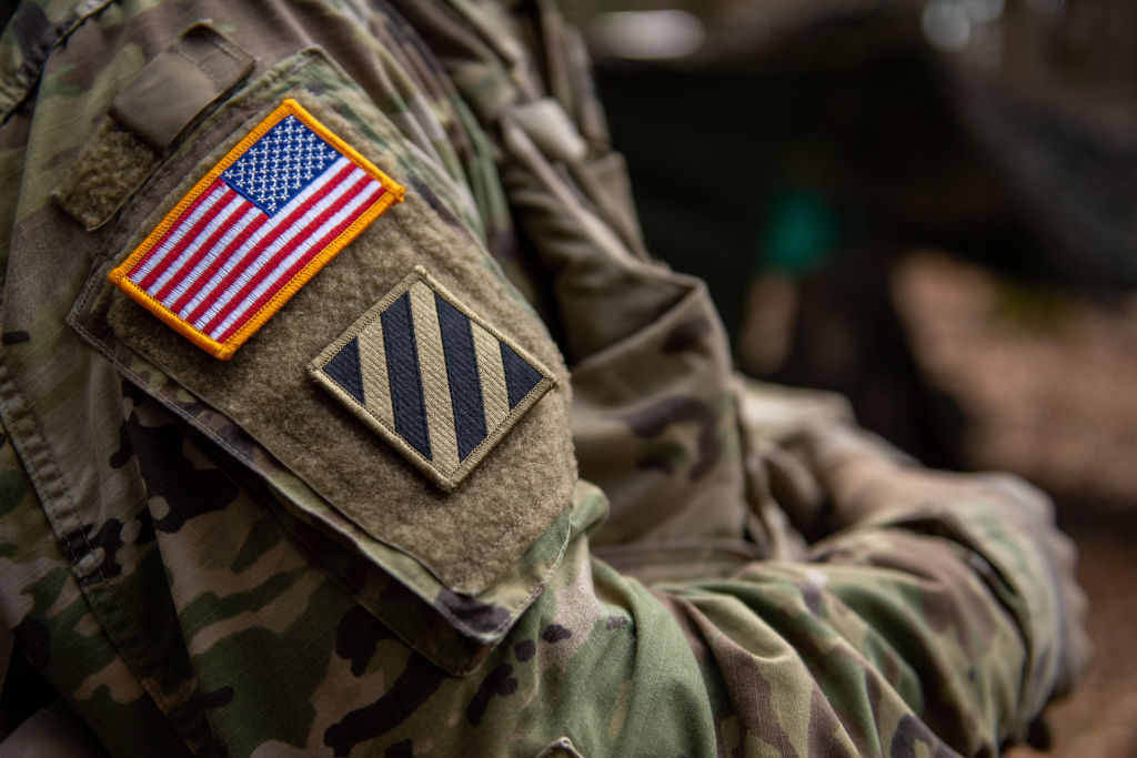 Soldat american, acuzat de terorism. Plănuia să-și atace propria unitate, alături de o grupare neo-nazistă