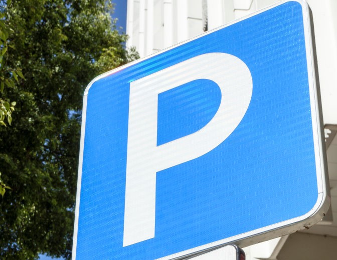 Record: Un loc de parcare din Hong Kong a fost vândut cu un milion de euro