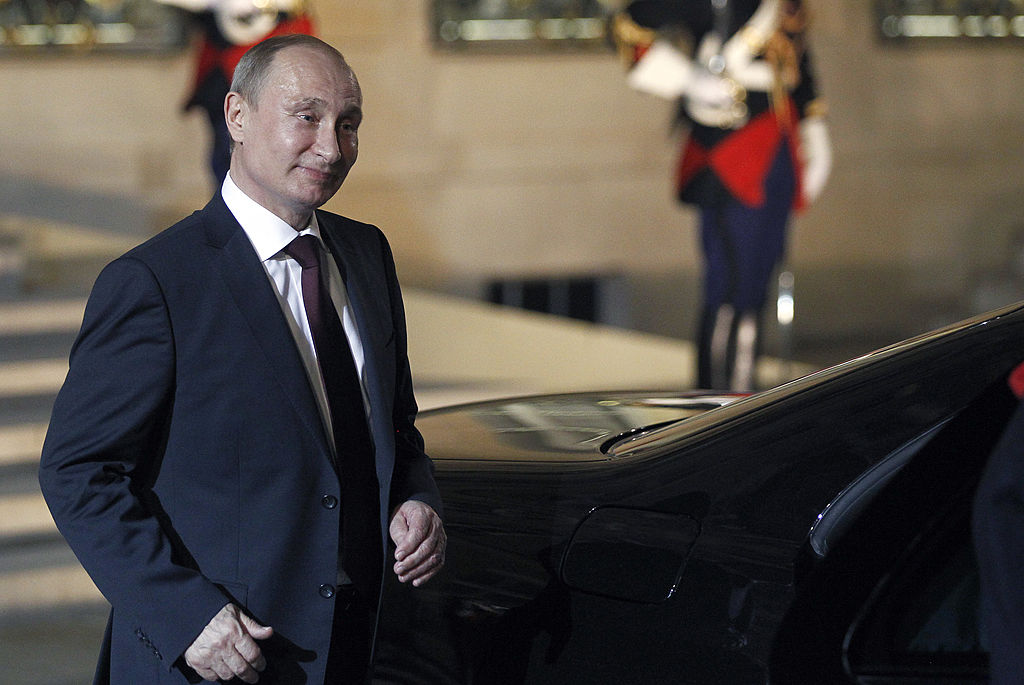 Bloomberg: Rusia ţine sub control piaţa europeană a gazelor, în pofida angajamentelor lui Putin