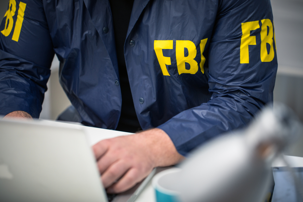 Hackerii au spart serverele FBI. Au trimis cel puţin 100.000 de e-mailuri privind un presupus atac cibernetic