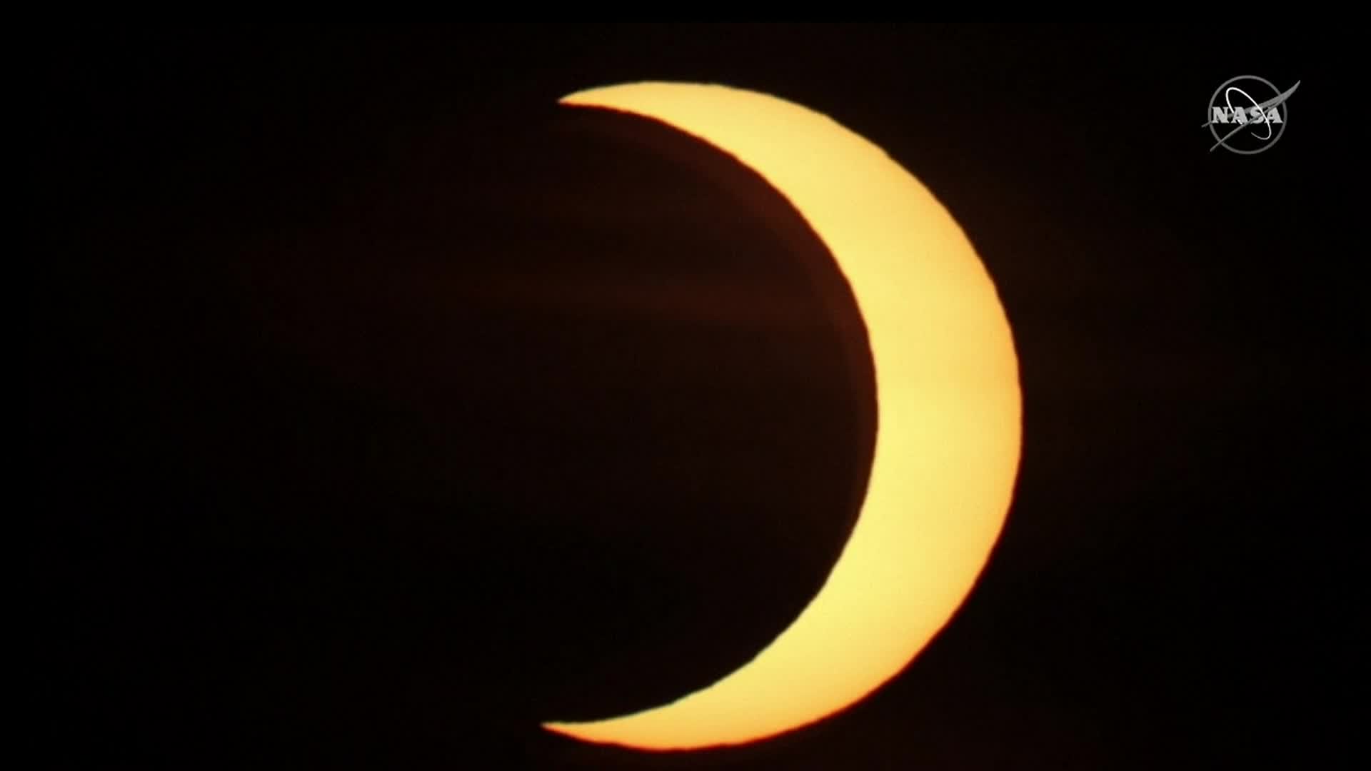 VIDEO. Imagini uimitoare din timpul eclipsei de soare. Cum s-a văzut în SUA și Canada - Imaginea 7
