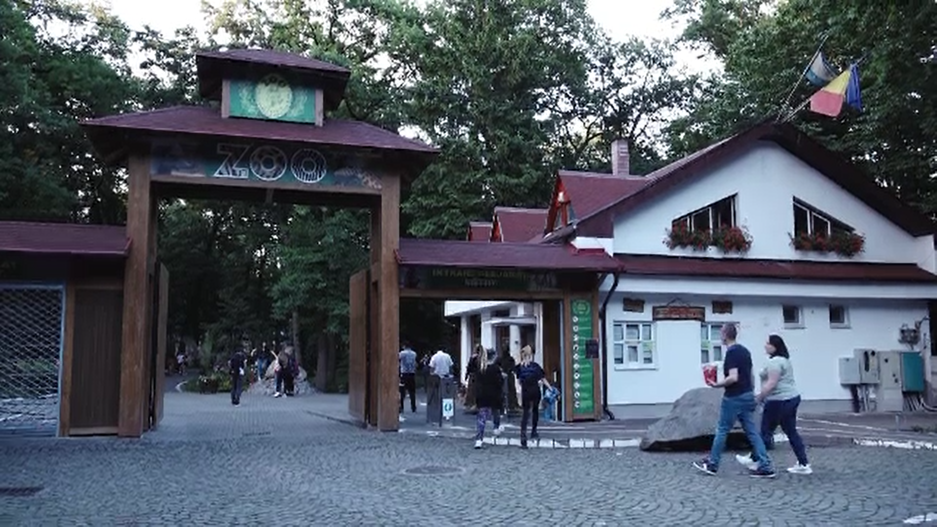 Noaptea Muzeelor. Grădina Zoologică din Târgu Mureș a primit vizitatori până la miezul nopții