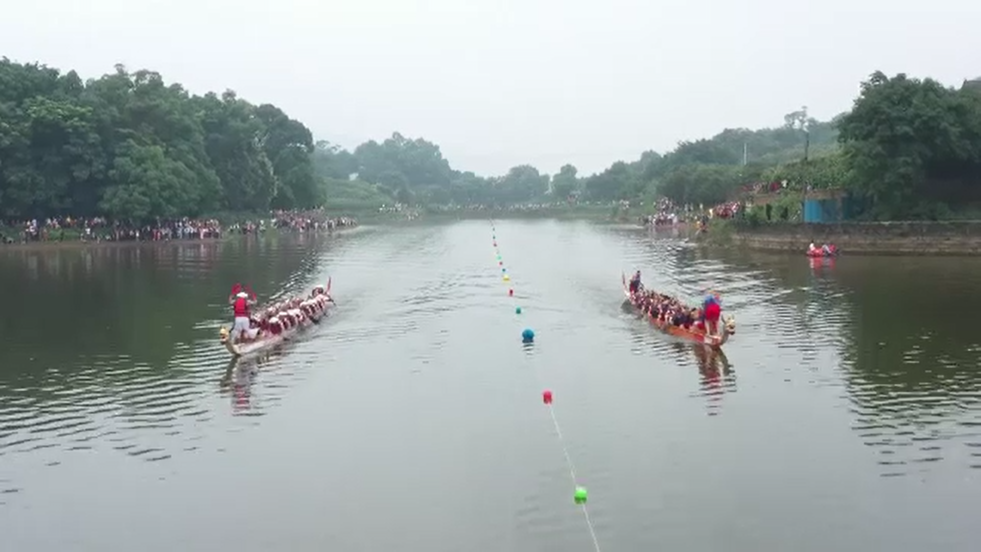 În China a început Festivalul Bărcii Dragonului. Ce comemorează evenimentul vechi de decenii