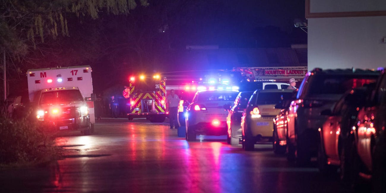 Un bărbat din Texas, surprins urinând în mijlocul drumului, a fost împușcat mortal