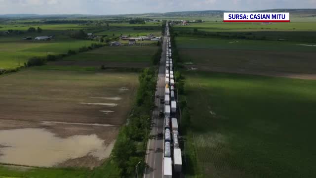 Vămile României, blocate de camioane care vin ori se îndreaptă spre Ucraina. Șoferii stau și câteva zile ca să treacă granița