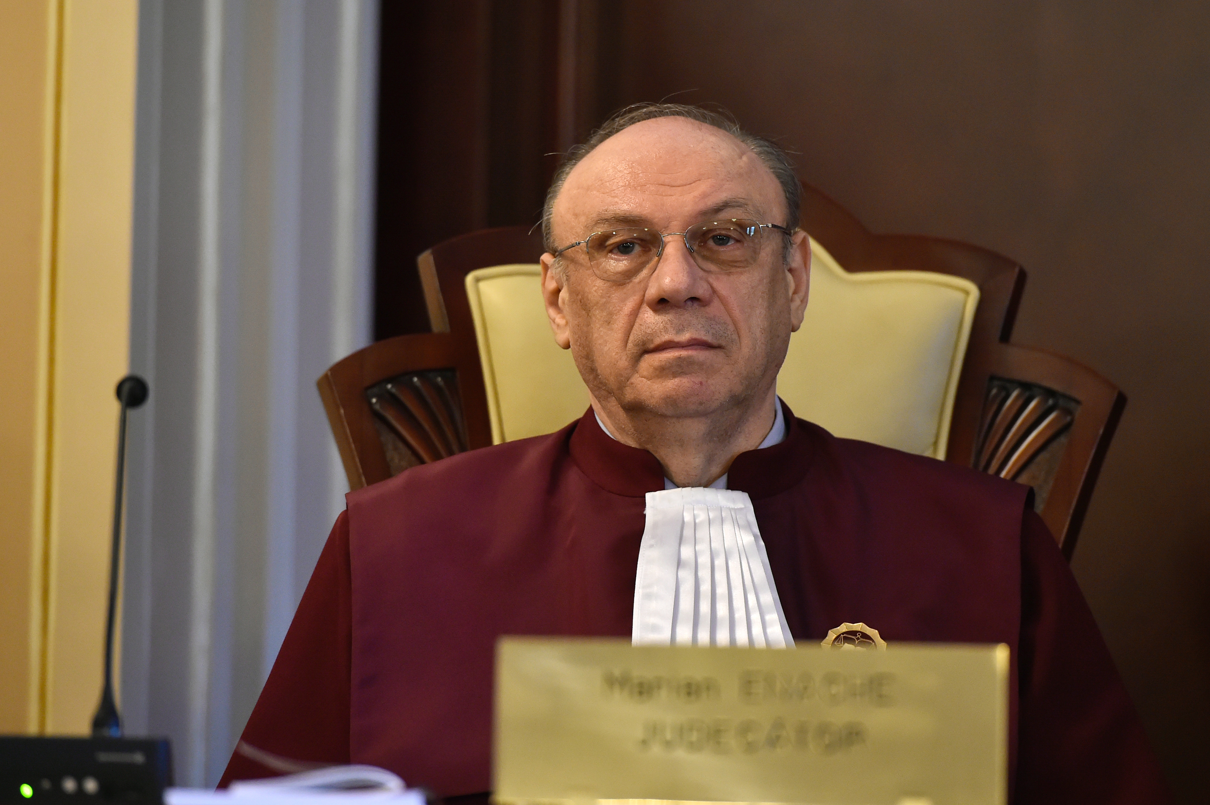 Cine este Marian Enache, noul președinte al Curții Constituționale. A fost consilierul lui Iliescu