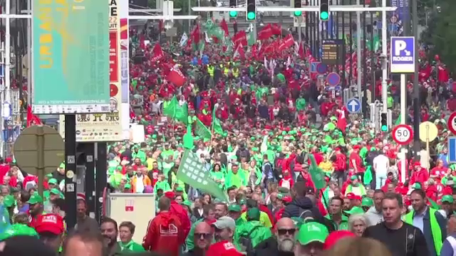 Europenii din cele mai bogate țări protestează împotriva scumpirii traiului. Zeci de mii de oameni, blocați în aeroporturi