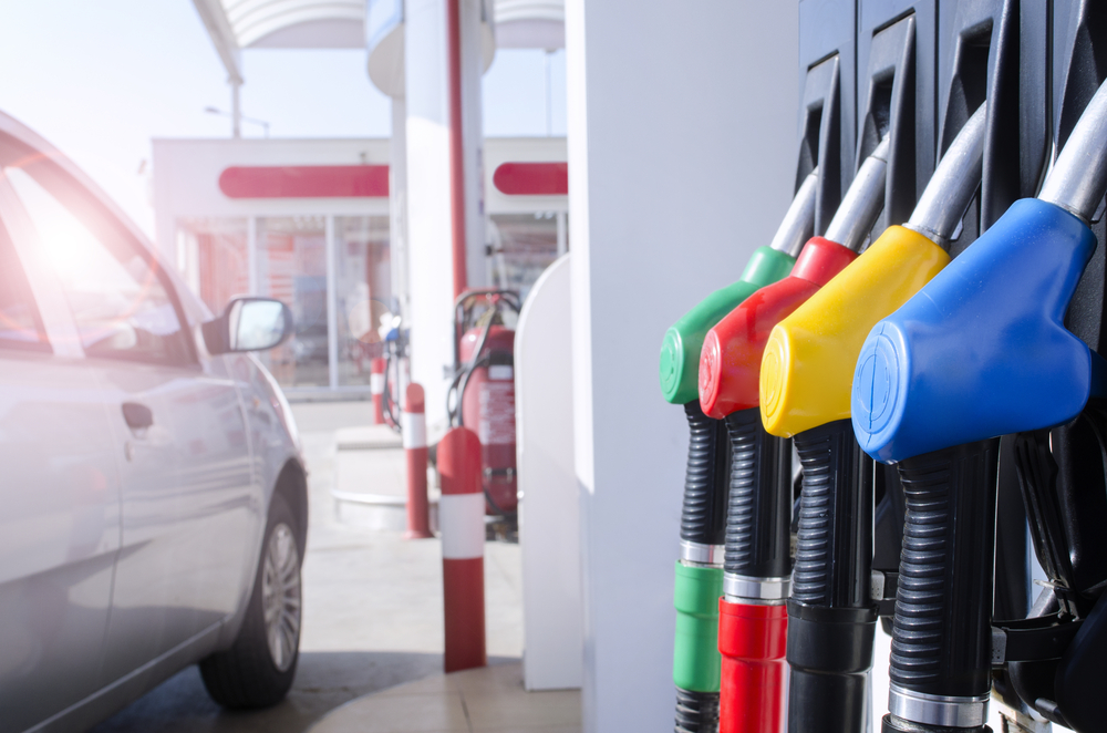Cum sunt prețurile carburanților în România față de media UE și în ce țări se plătește mai puțin pentru benzină