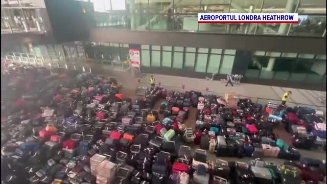 Aeroporturile din toată lumea au fost luate cu asalt de oameni. Cursele au întârzieri şi de câteva ore