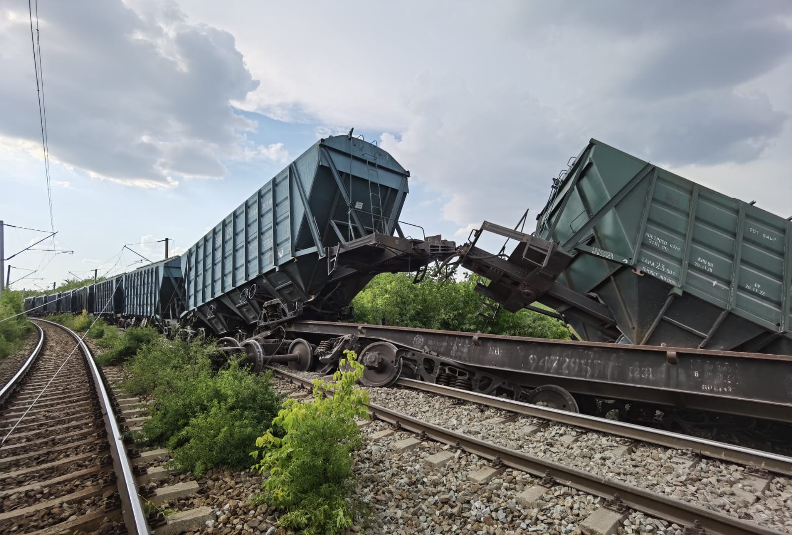 Tren cu vagoane ucrainene care au dus cereale în Portul Constanța, deraiat în Iași. Care a fost cauza GALERIE FOTO - Imaginea 3
