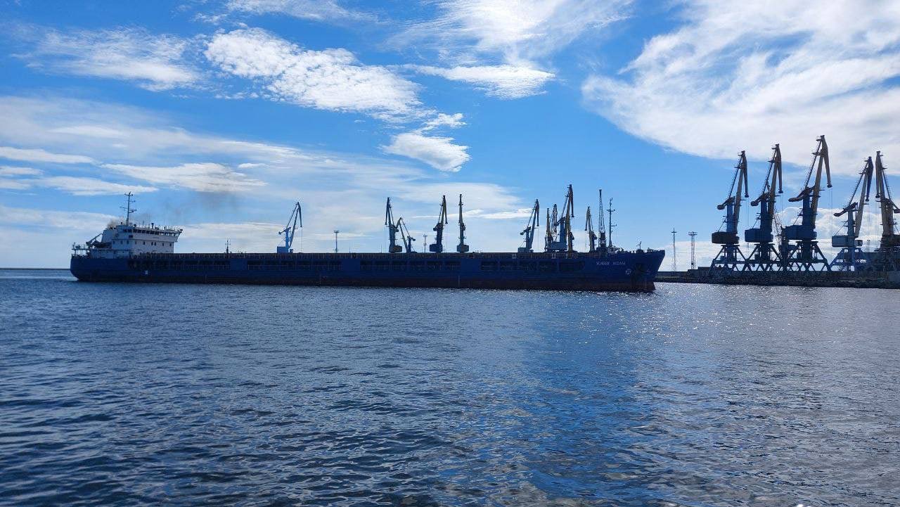 Rusia trimite prima navă cu un transport de cereale ucrainene din portul ocupat Berdiansk