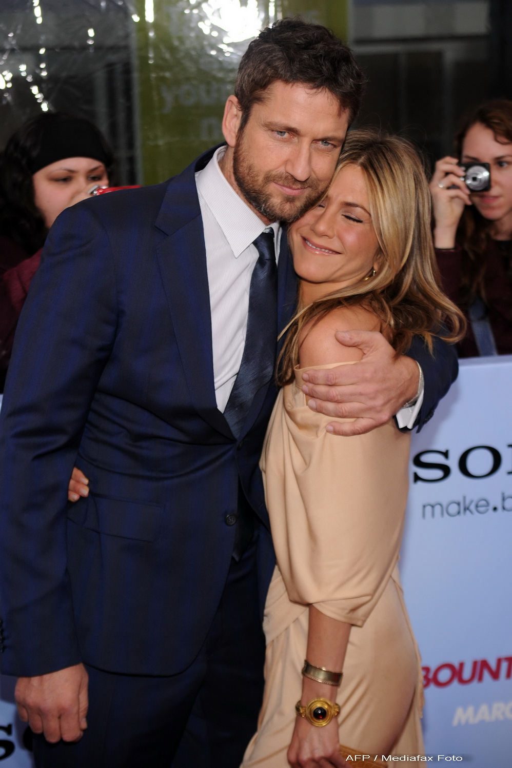 Idila Jennifer Aniston&Gerard Butler, show mediatic sau iubire pasionala?!