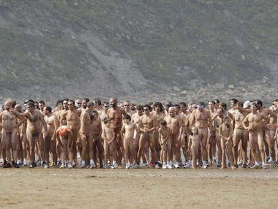 Cursa de nudisti din Tenerife, la inaugurarea sezonului estival