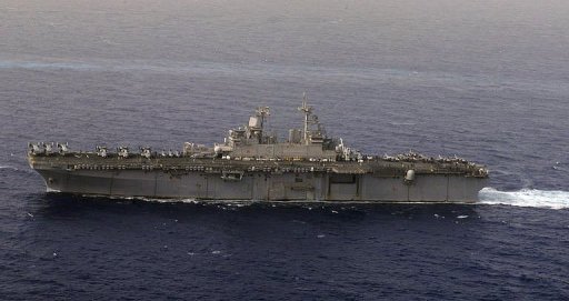 O nava de razboi americana, USS Kearsarge, se indreapta spre Libia