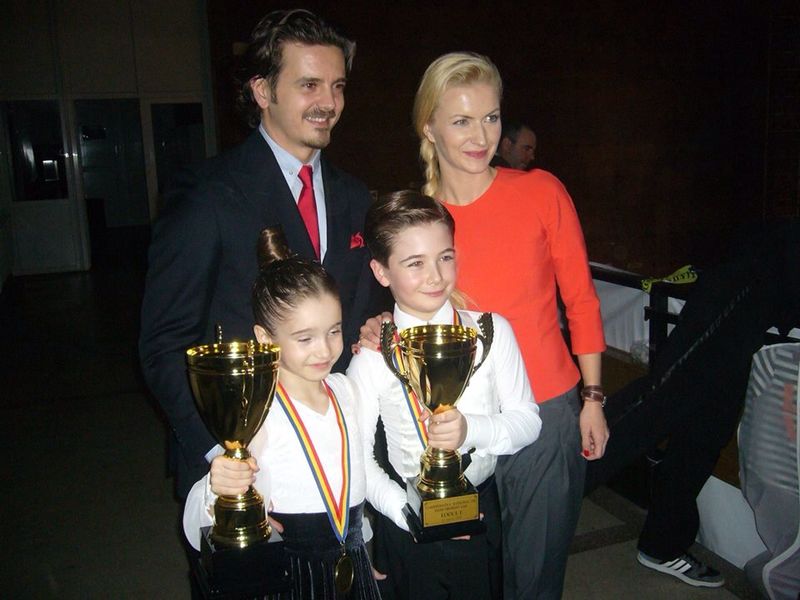 Sora lui Mihai Petre duce mai departe traditia familiei. A castigat titlul de campioana nationala la dans sportiv