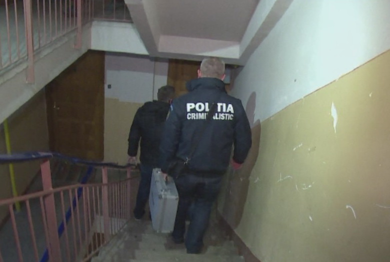 Panica intr-un bloc din Pitesti. Un barbat a gasit in apartament o grenada in apartament, lasata in urma de chiriasii sai