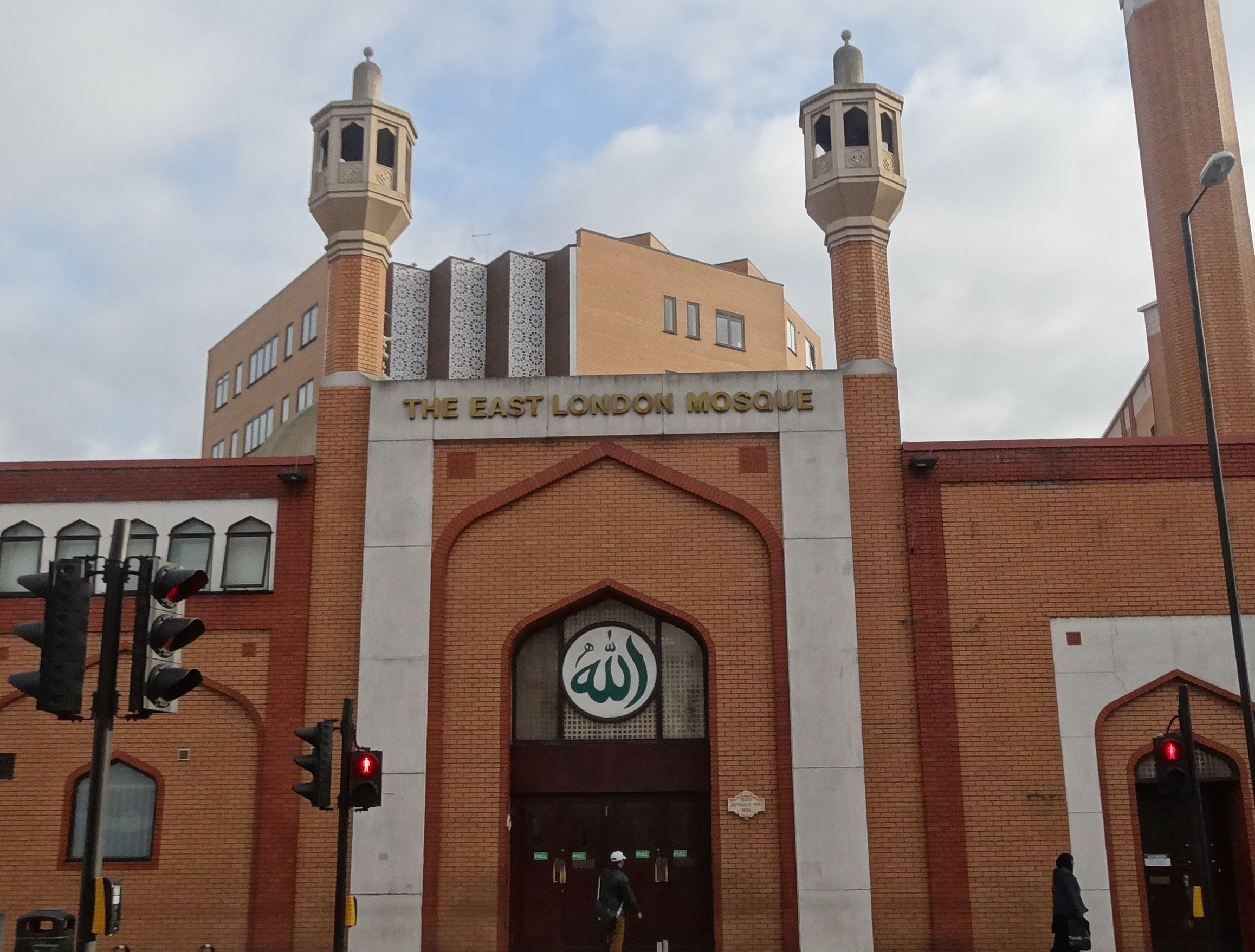 Musulmanii din Marea Britanie se tem de razbunare dupa atacul din Londra. Ce se intampla acum in moschei