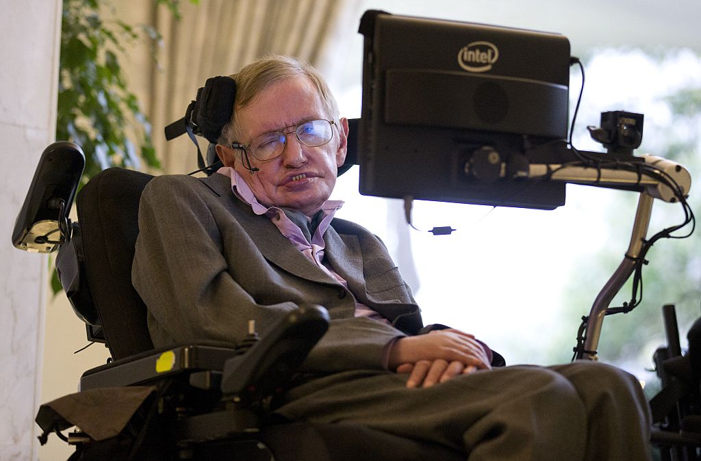 Suma uriașă cu care s-a vândut la licitație scaunul cu rotile folosit de Stephen Hawking