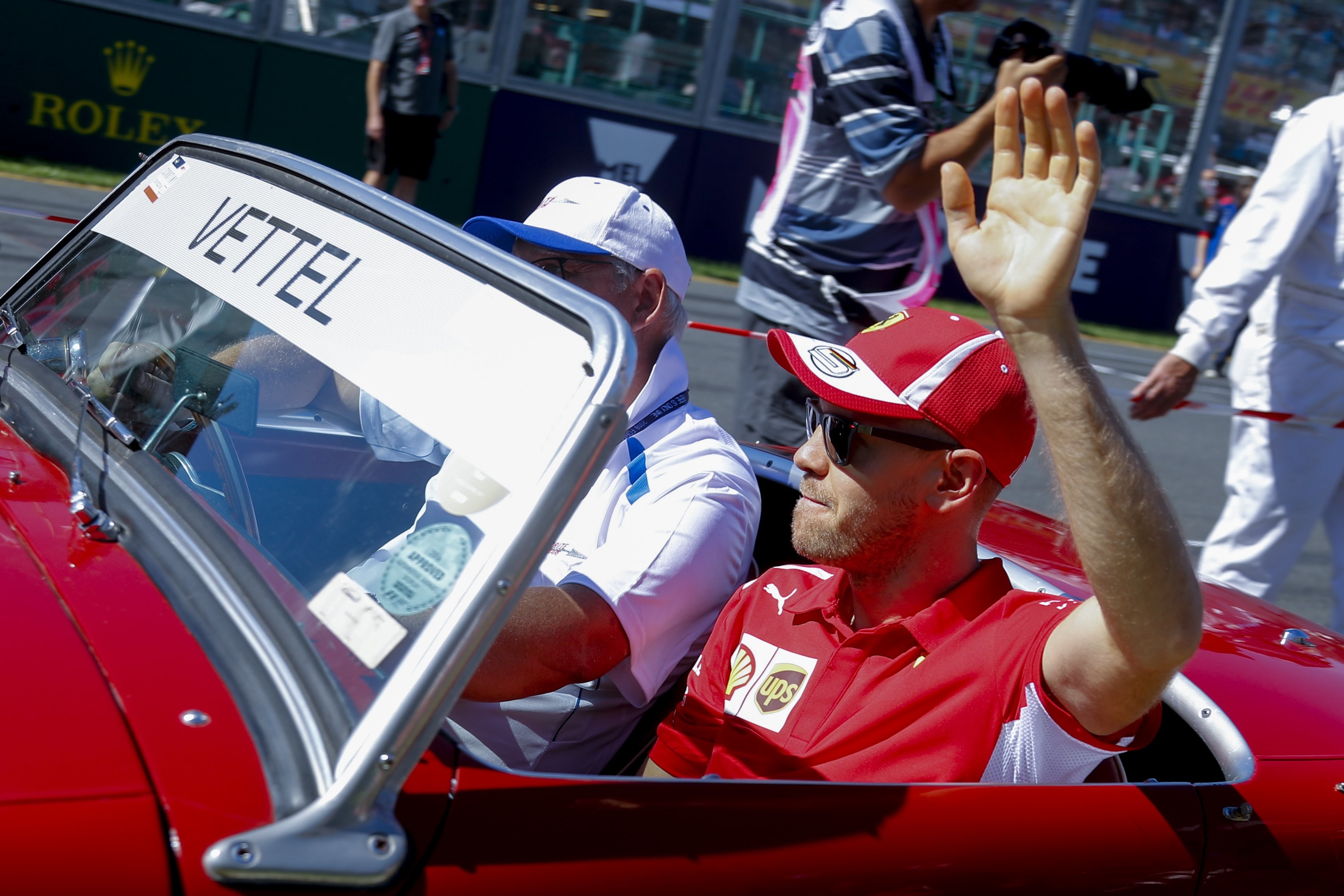 FORMULA 1. Sebastian Vettel a câştigat Marele Premiu al Australiei, devansându-l pe Hamilton