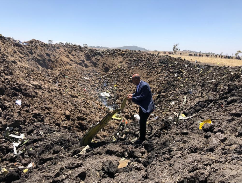 Avionul prăbușit în Etiopia: 157 de morți. Pilotul ceruse să revină pe aeroport - Imaginea 4