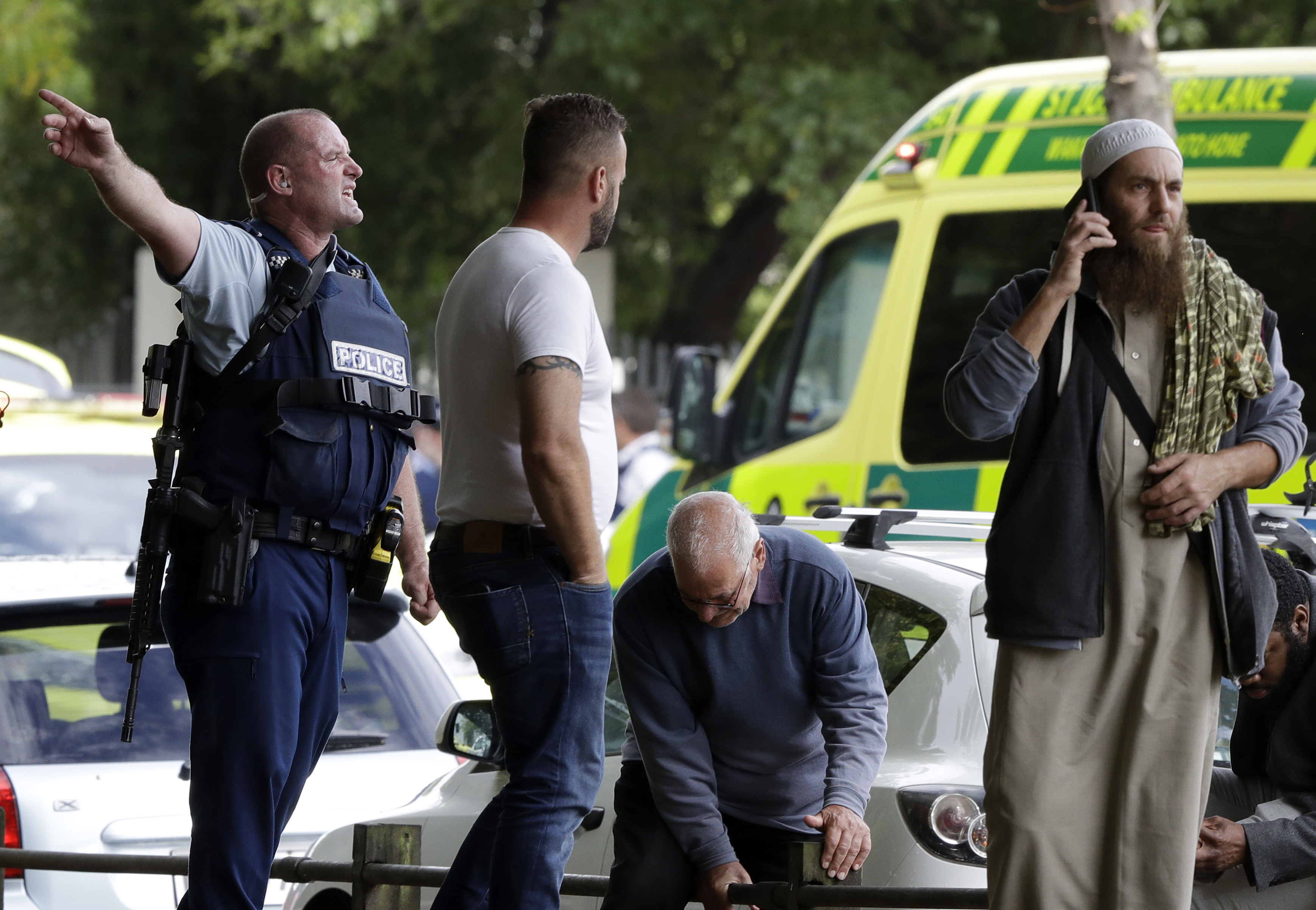 Atac armat în Noua Zeelandă, la două moschei: 49 morți. Noi operațiuni ale poliției