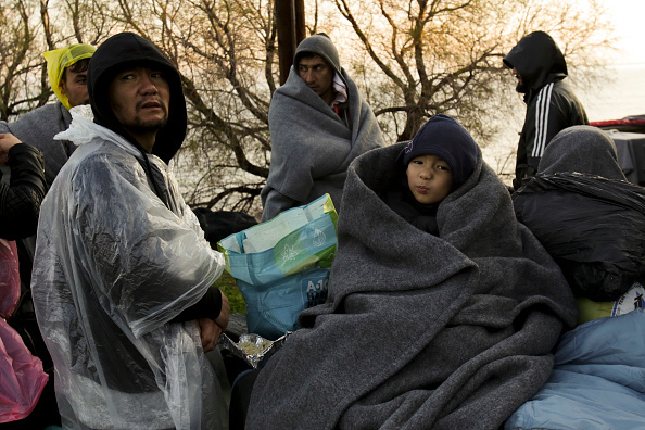 Ciocniri la frontiera turco-greacă între poliţişti greci şi migranţi. România trimite ajutoare - Imaginea 1