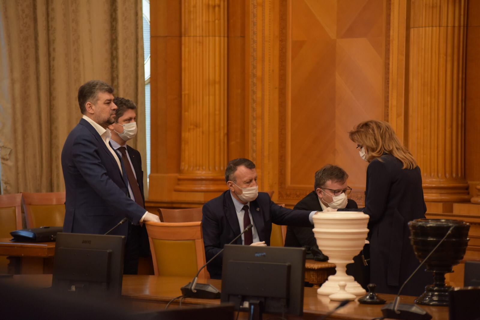 Guvernul Orban a fost votat de Parlament. Măsuri speciale la ceremonia de învestitură - Imaginea 4