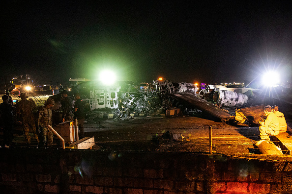 Un avion pentru evacuări militare s-a prăbușit în Filipine. Opt morți - Imaginea 4