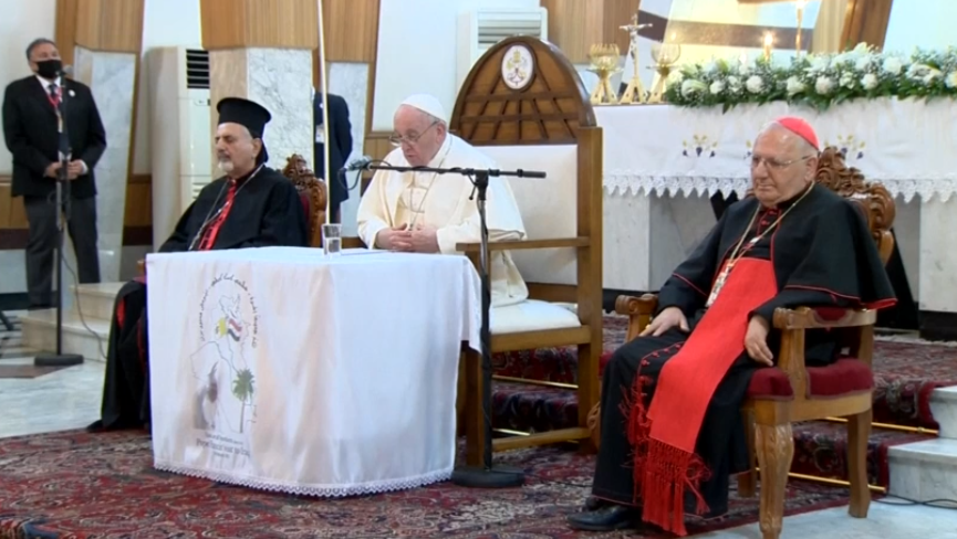 Papa Francisc face o vizită istorică în Irak. Este primul Suveran Pontif care ajunge în țara musulmană