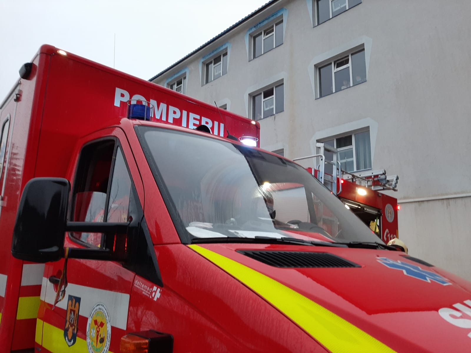 Incendiu la Spitalul de Psihiatrie din orașul Cavnic a fost cauzat de o țigară aruncată în aerisirea toaletei - Imaginea 3