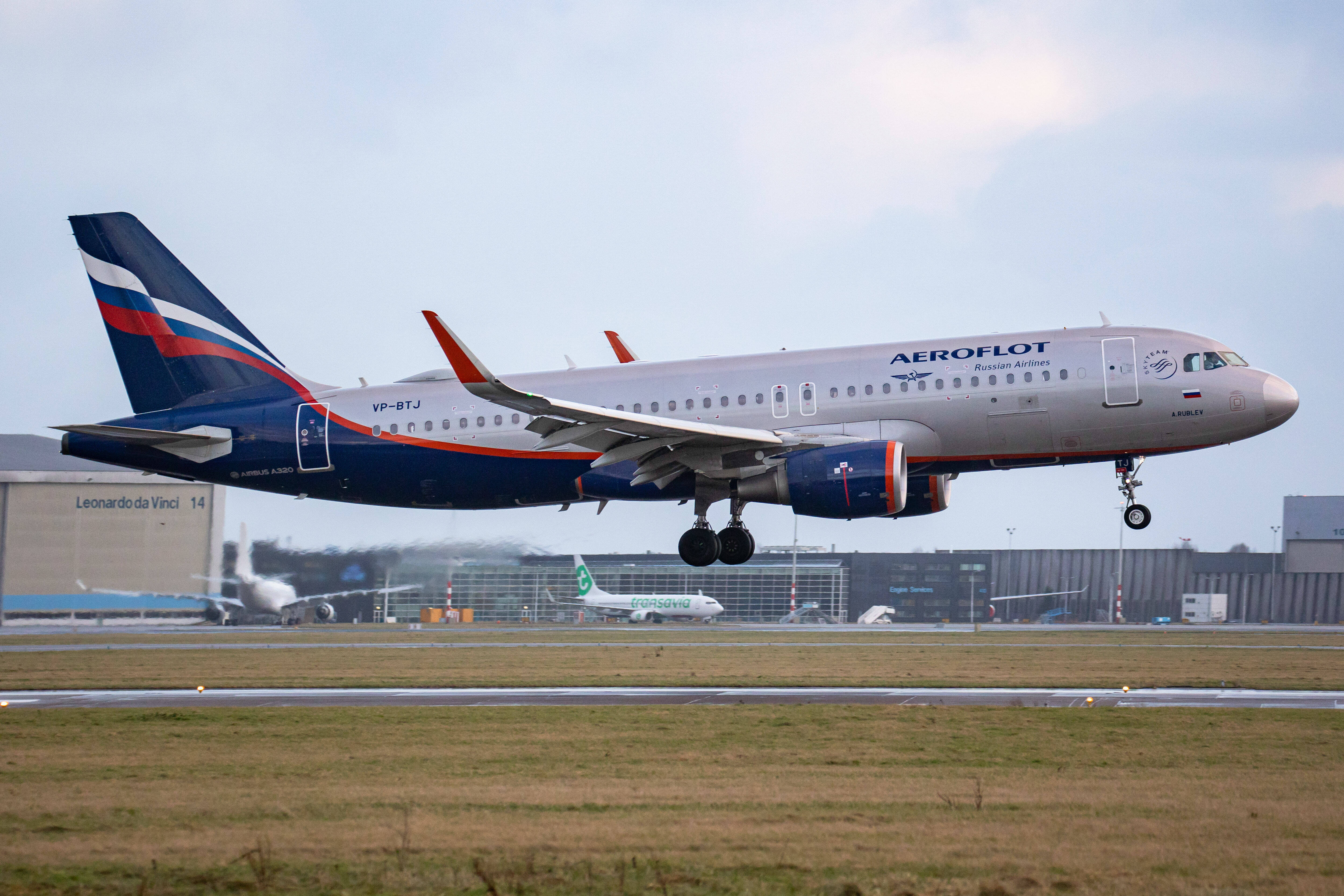 România impune sancțiuni unei companii din Rusia. ANAF a blocat conturile Aeroflot