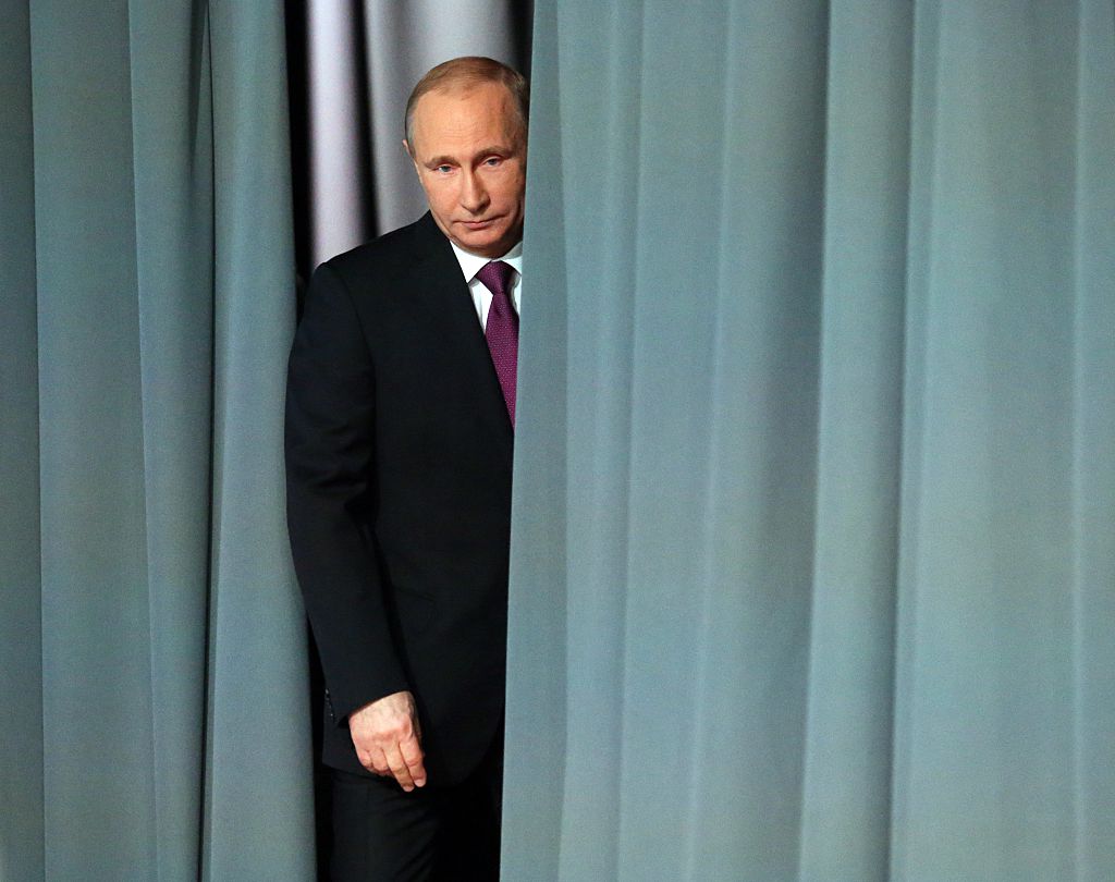 Un senator american le cere rușilor să-l asasineze pe Putin. ”Ați face lumii un serviciu”