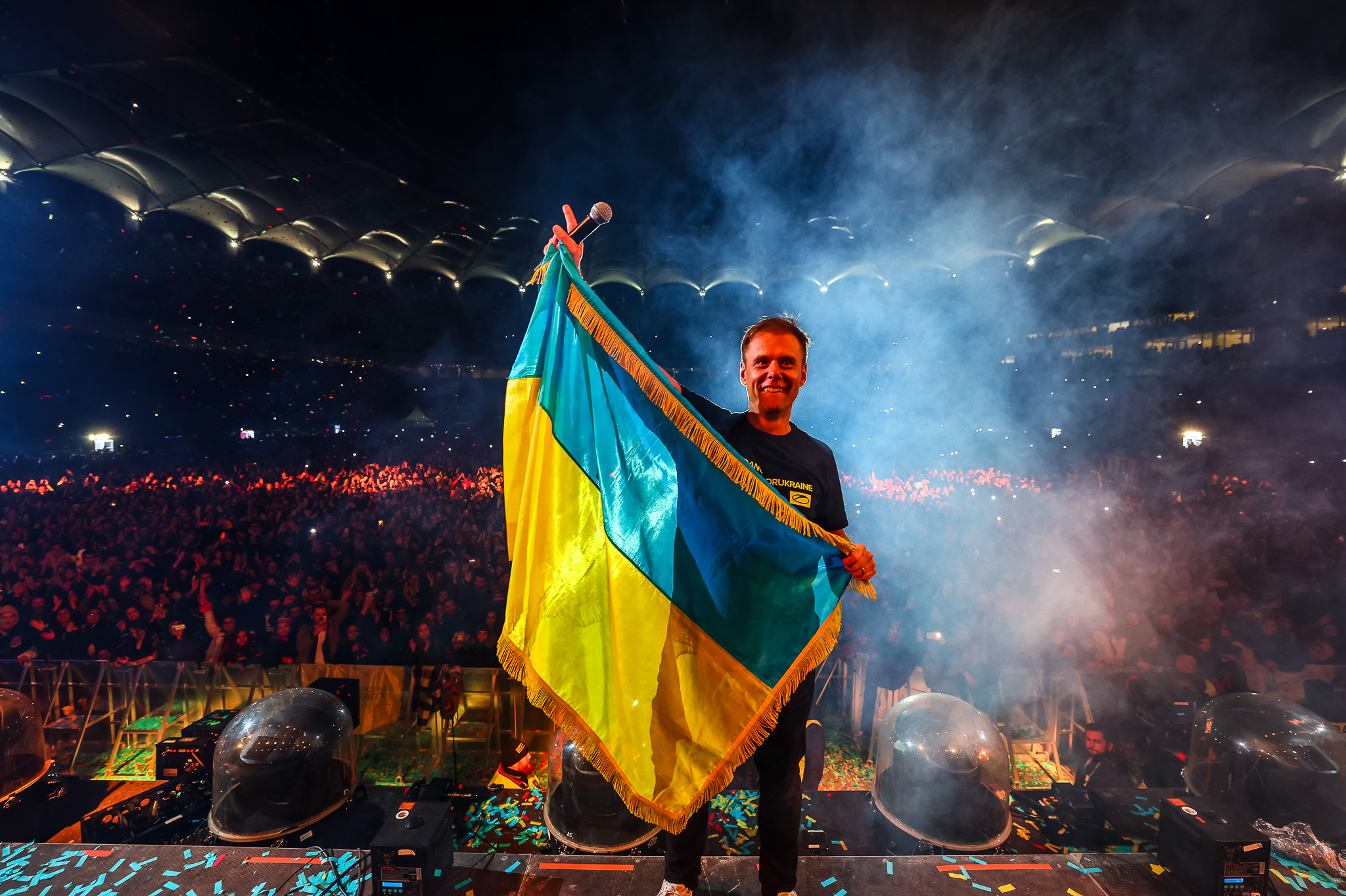Seară plină de emoții la concertul caritabil WE ARE ONE. 4,5 milioane de lei se vor duce către ucraineni - Imaginea 4
