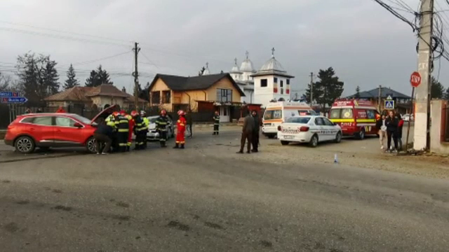 Carambol pe DN1, în Prahova. Mai multe mașini, implicate într-un accident. GALERIE FOTO - Imaginea 2