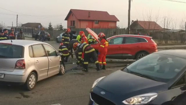 Carambol pe DN1, în Prahova. Mai multe mașini, implicate într-un accident. GALERIE FOTO - Imaginea 6