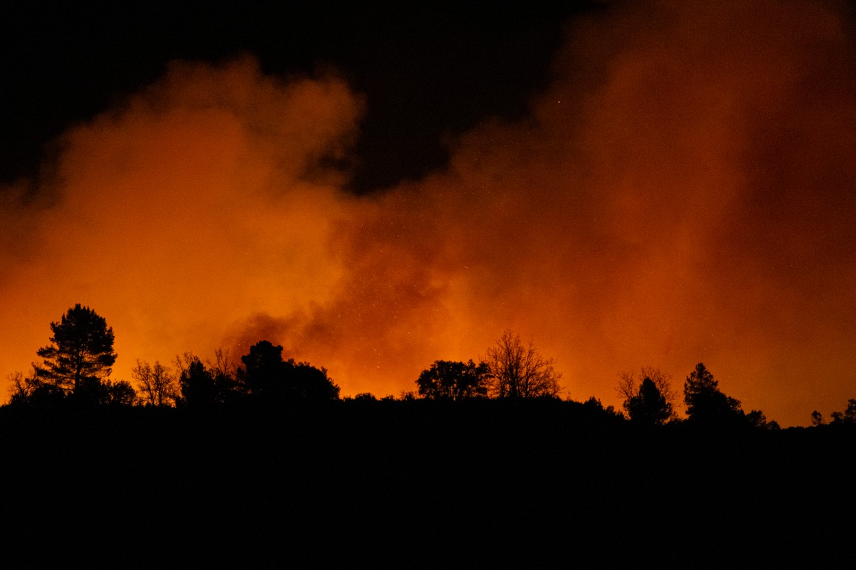 Incendiu de proporții în Spania. Trei sate au fost evacuate | GALERIE FOTO - Imaginea 9