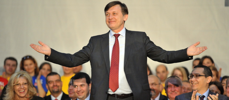 Reactiile PDL dupa ce Antonescu l-a amenintat cu suspendarea pe Basescu in scandalul Puiu Hasotti