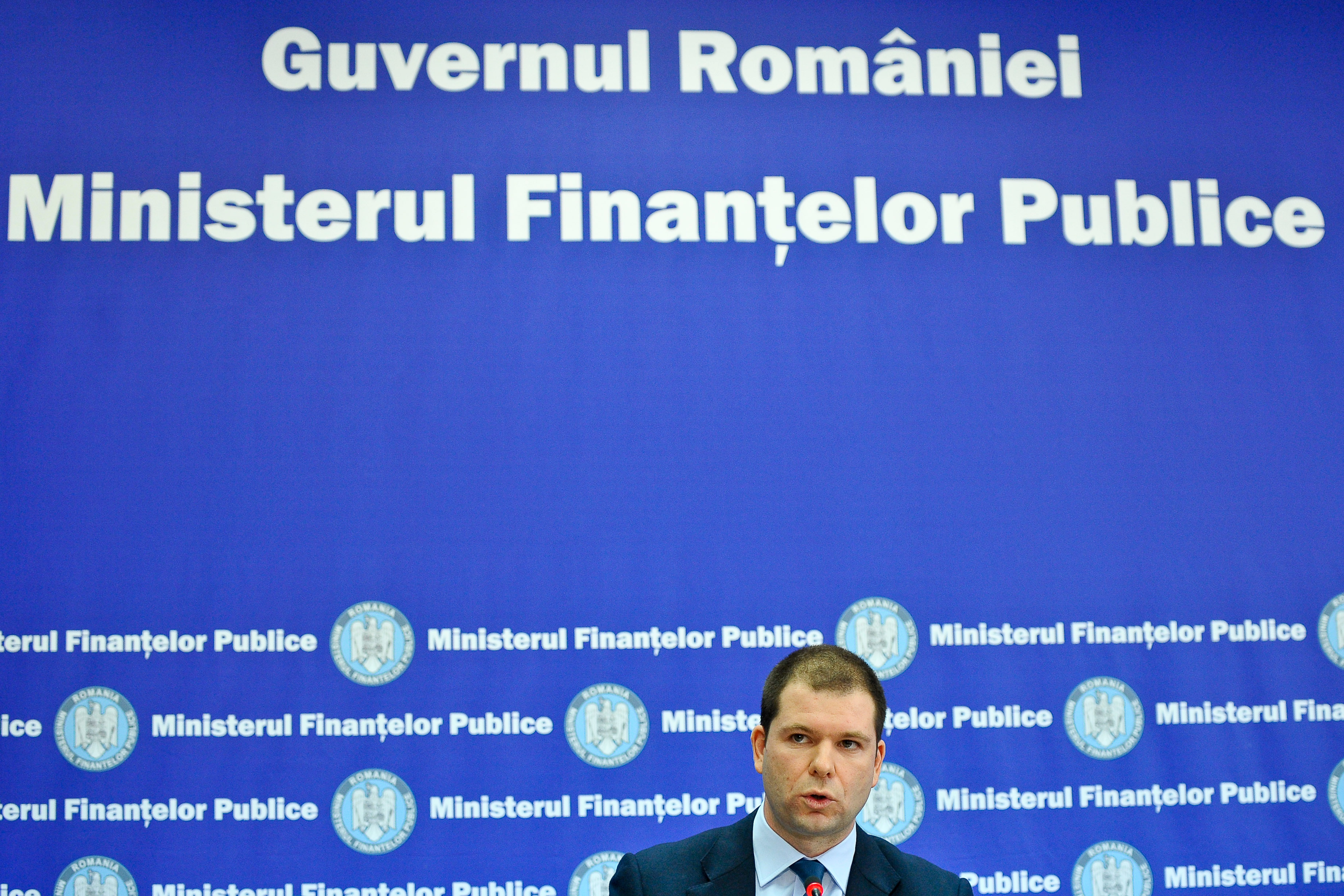 Ministerul Finantelor Publice vrea sa imprumute in luna iunie 780 de milioane de euro